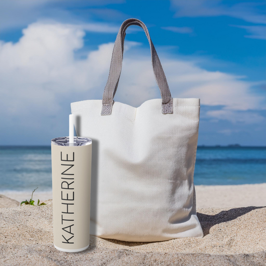 Personalized Tumbler – Vertical Name